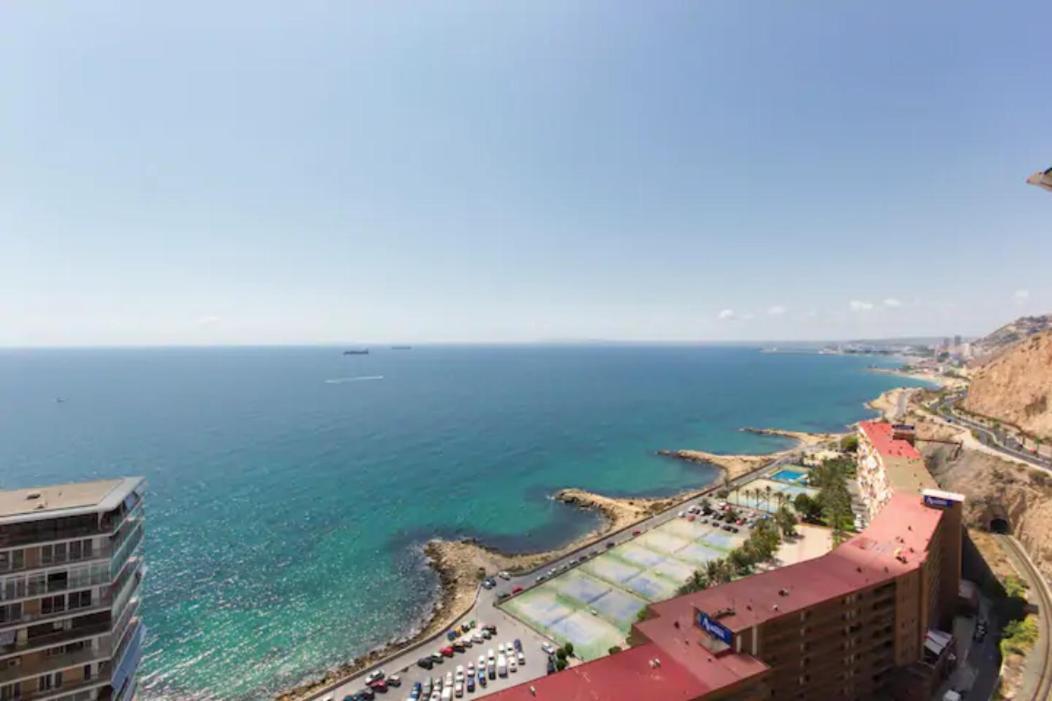 Beach Apartment With Fantastic Seaview Alicante Eksteriør billede